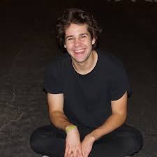How tall is David Dobrik?